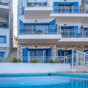 blue-apartments-lefkada-greece-200